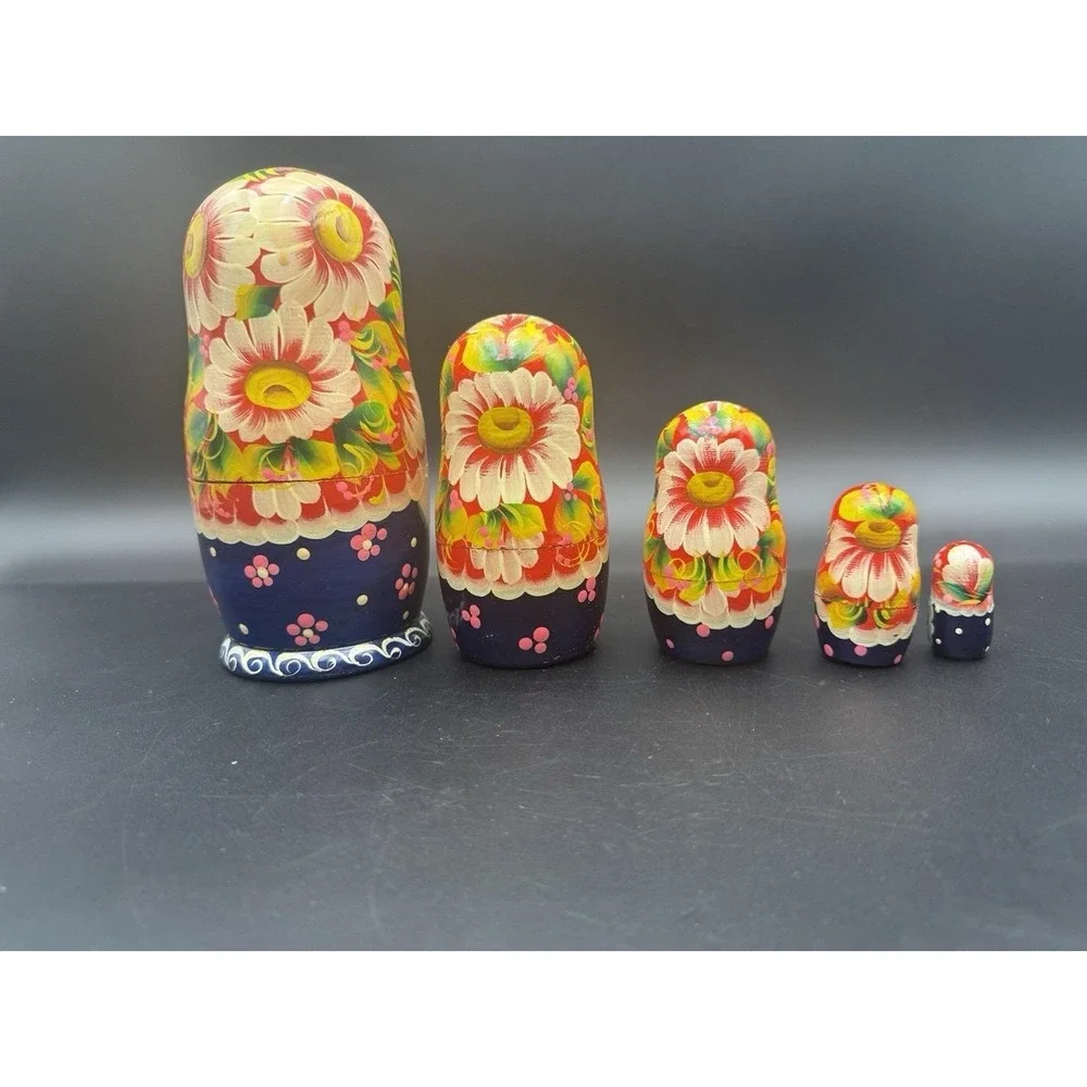 Vintage Russian Nesting Dolls 6.5